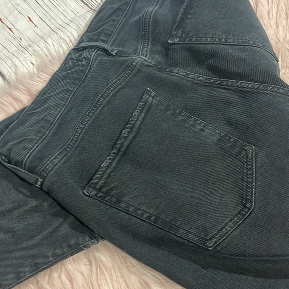 AGOLDE Toni Mid-Rise Straight Leg Black Distressed Hem Jeans - Picture 11 of 11